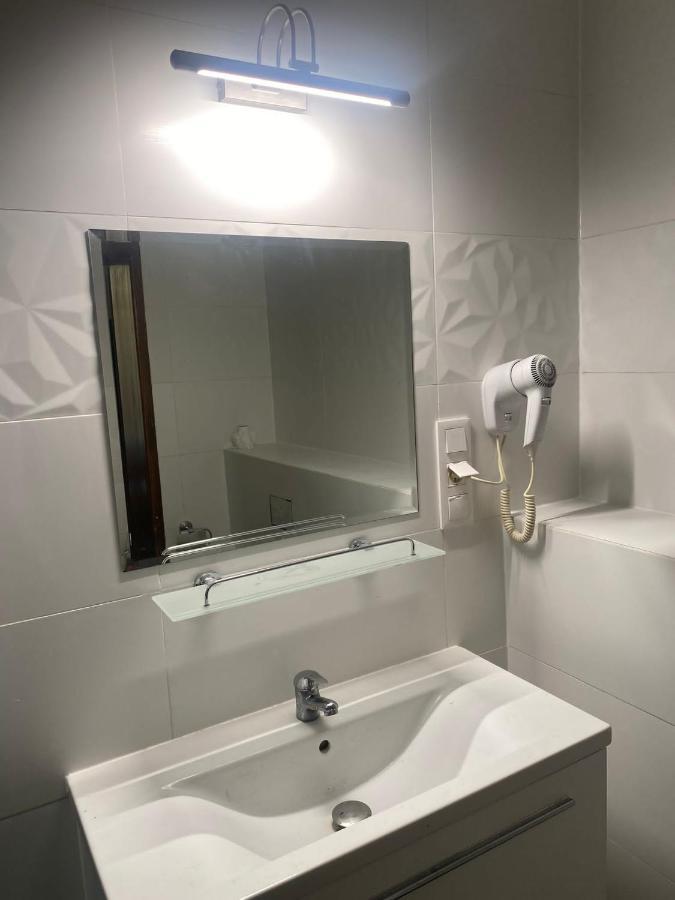 City Apartment Getta Краков Экстерьер фото